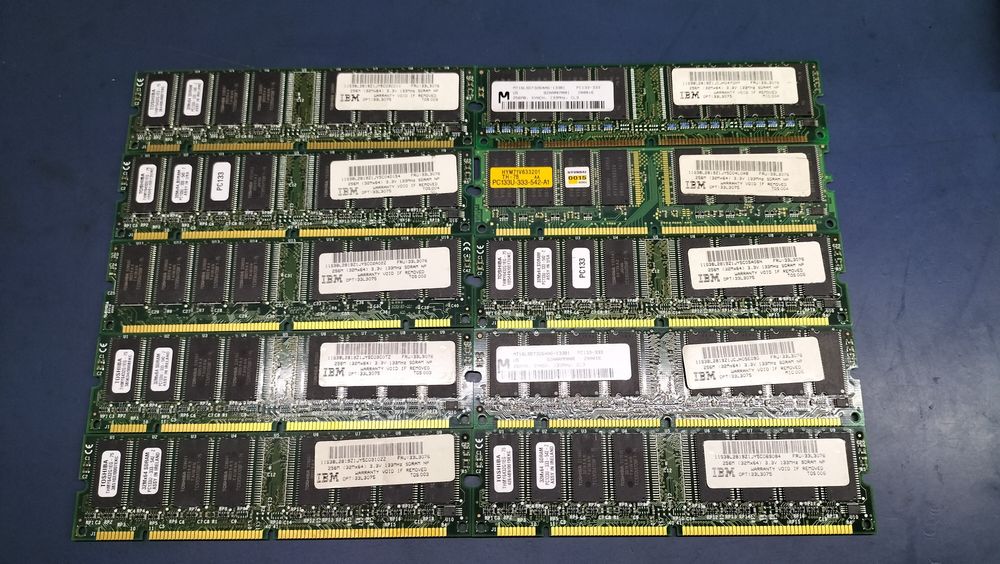 Pamięć operacyjna SDRAM IBM / Toshiba 256MB retro
