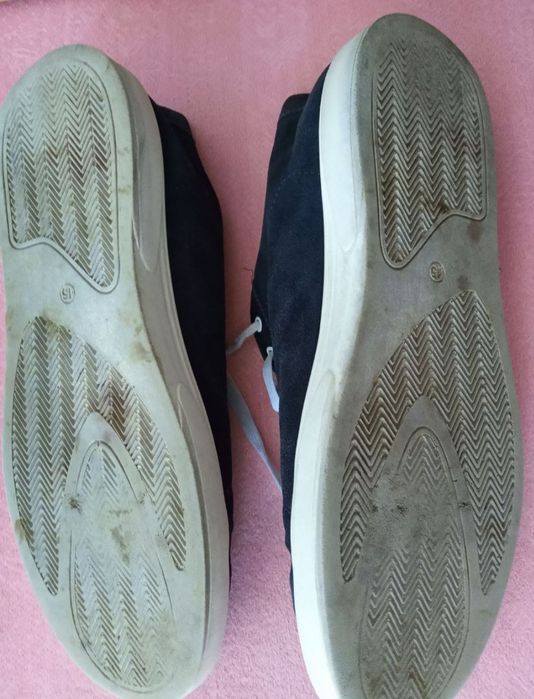 Продам мужскую обувь