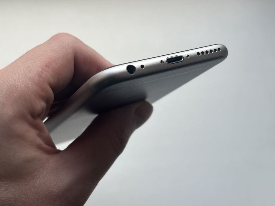 iPhone 6S Space Gray