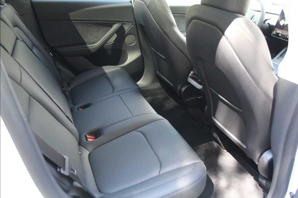 Tesla Model Y Long Range 2023