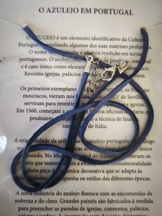 Colar azulejo português