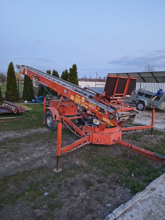Winda dekarska  Bocker 32m  w bardzo dobrym stanie