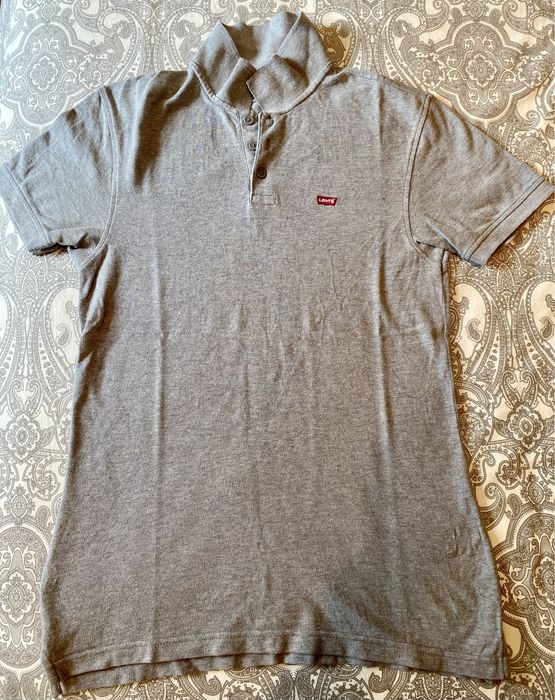 6 Polos Levi's (novos e como novos)