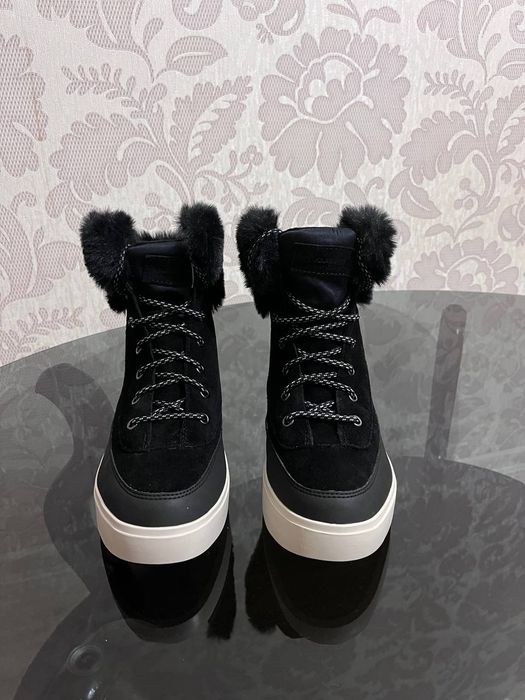 Зимові чоботи Koolaburra by UGG, р. 36