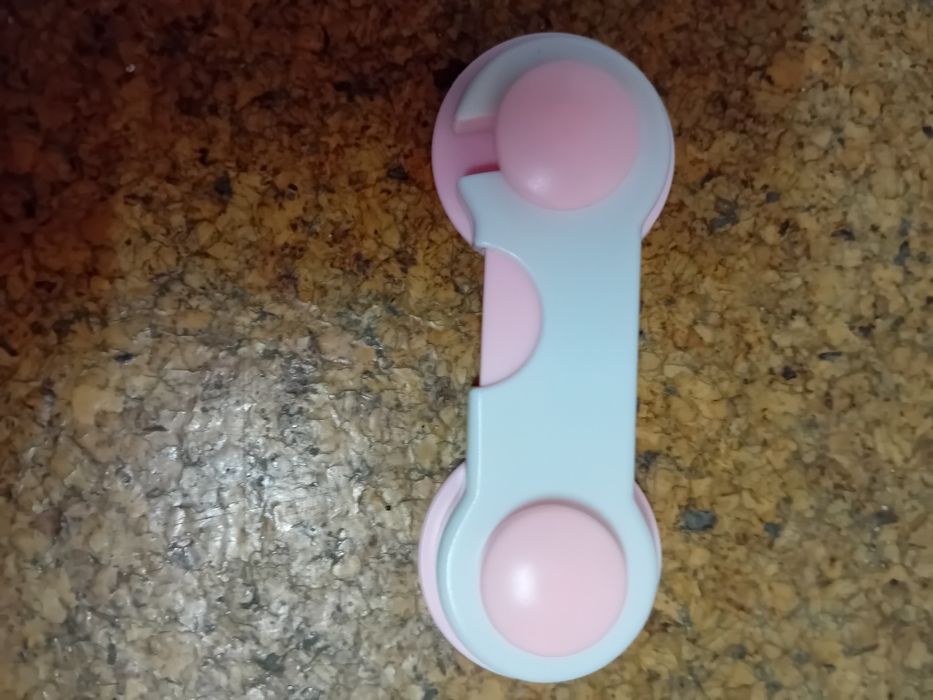 Protetores de Tomadas e protetores de portas