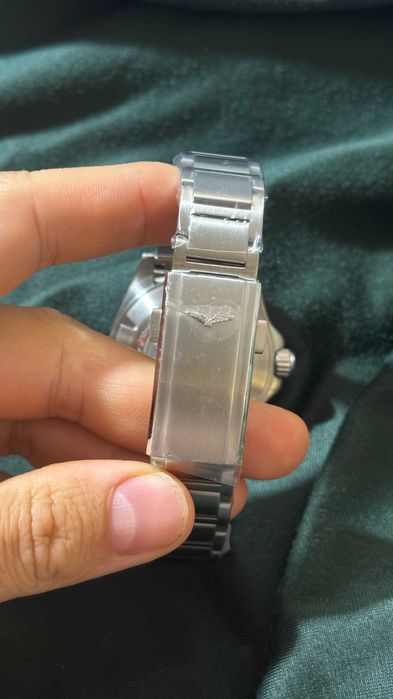 Годинник Longines HydroConquest L3.769.4 чорний