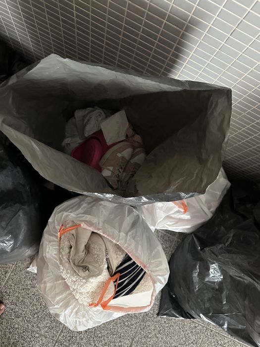 5 sacos roupa de marca menina 6-14 anos - vendo à peça