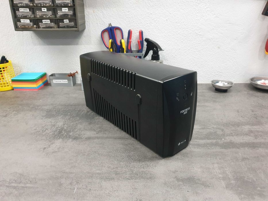 UPS NGS fortress 600 (Usado)