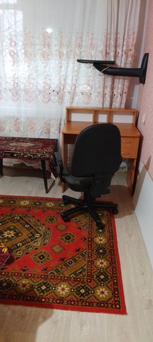 Сдаю  1 комнату в центре 3500грн