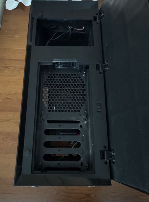 Obudowa Zalman R1