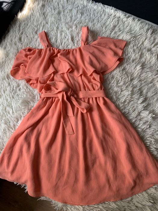 Nowa sukienka Miss Serfligde