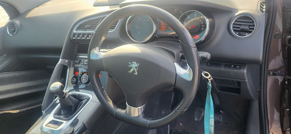 lusterko Peugeot 3008 lift KCMD