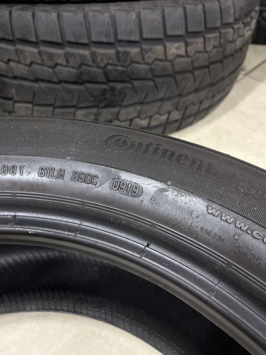 В продаже пара 255/50р19 Continental Crosscontact