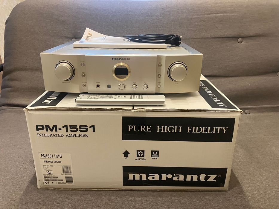Продам шикарный Marantz PM 15s1 цвета шампань интегральный усилитель.