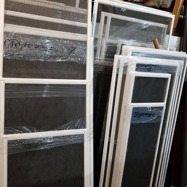 ВНУТРЕННЯЯ МОСКИТНАЯ СЕТКА

Устанавливается внутри окна с помощью Z-об