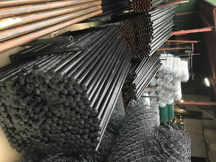 słupki pod siatkę fi 48,3x2,9mm