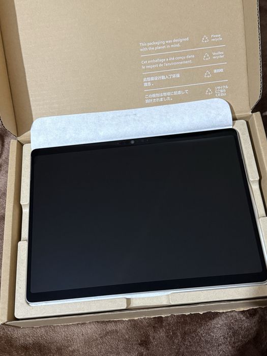 Планшет/ноутбук  Microsoft  Surface  Pro  10