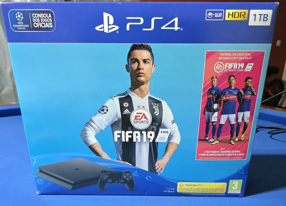 PS4 Slim 1TB – Bundle FIFA 19 (Excelente estado!)