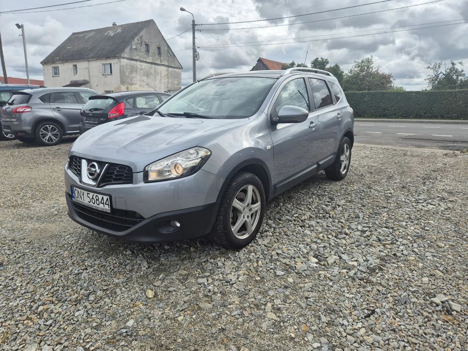 Nissan Qashqai+2