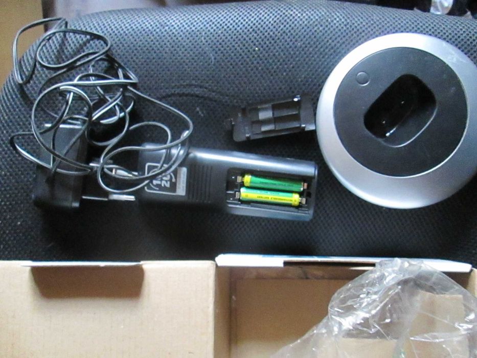 Telefone sem fios, novo, na caixa