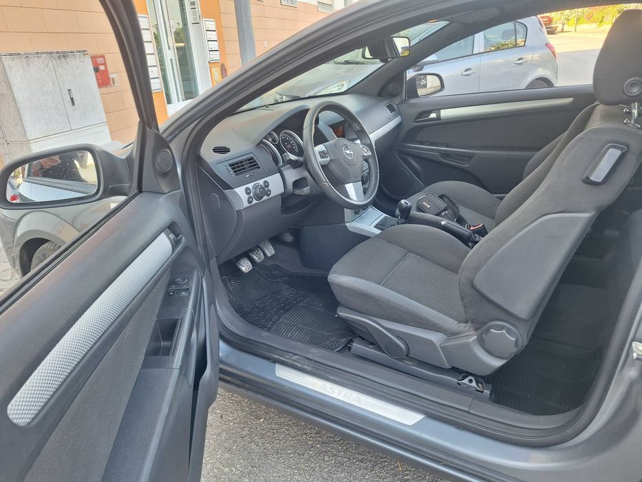 Opel Artra 1.7 CDTI em bom estado geral de 2006