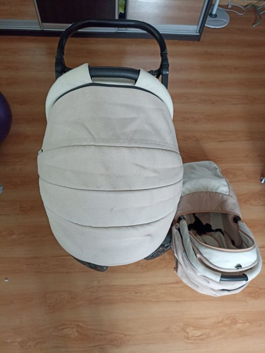 Продам каляску  2в1