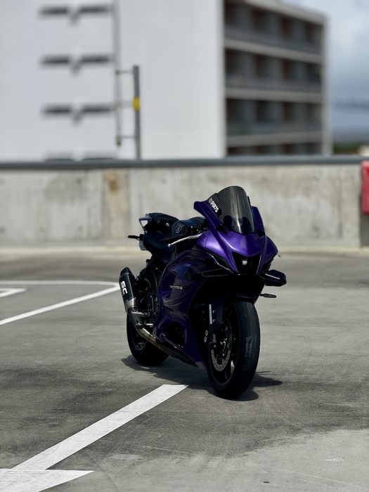 Yamaha R7 35kw Preta