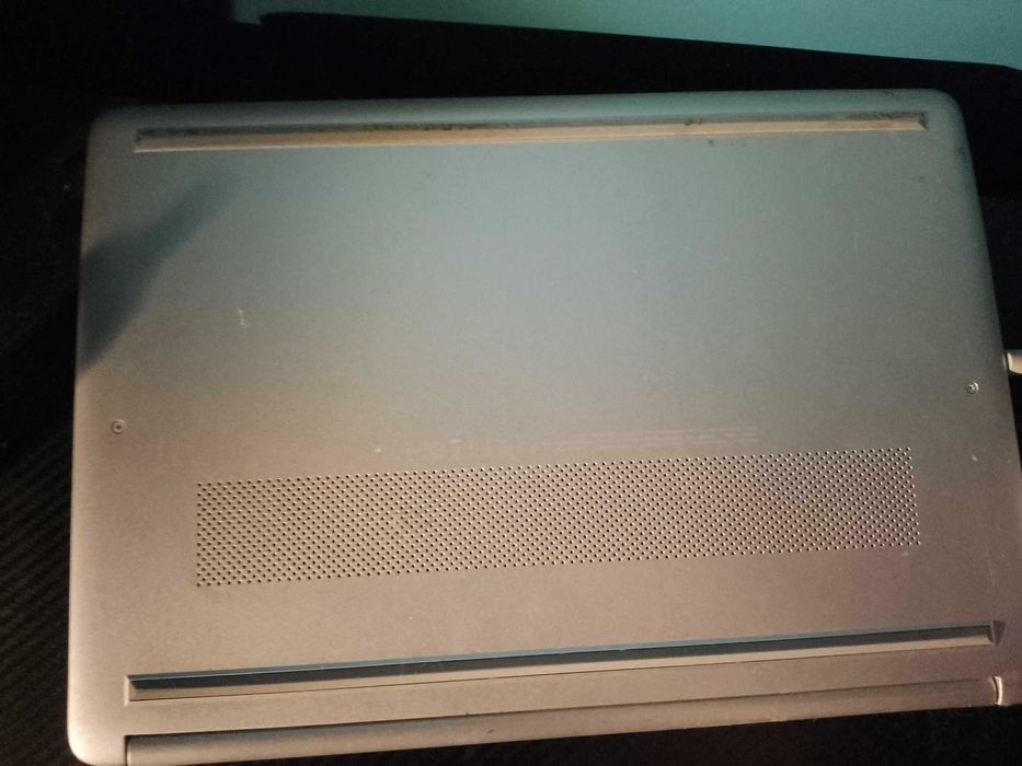 Laptop HP 14s-dq2009nw 14" Intel Core i3 8 GB / 256 GB srebrny