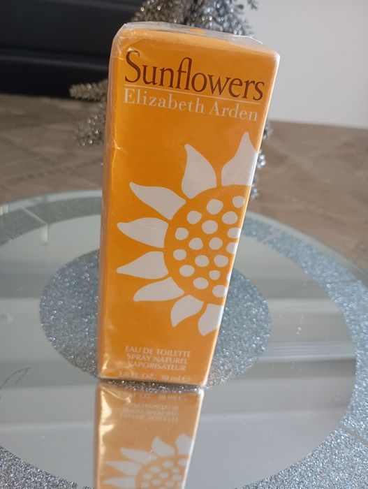 Elizabeth Arden sunflowers