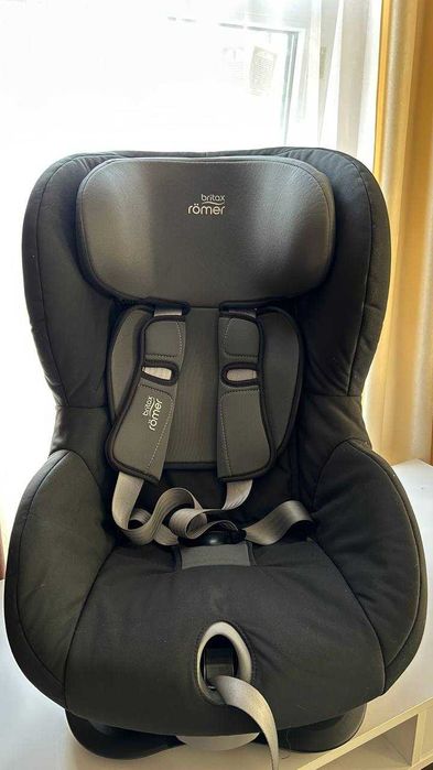 Дитяче автокрісло Britax Romer King || / ATS / LS