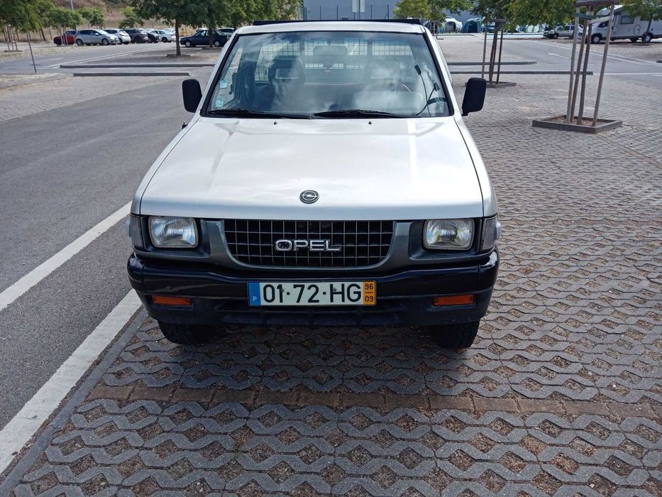 Carrinha Opel Campo 4x4