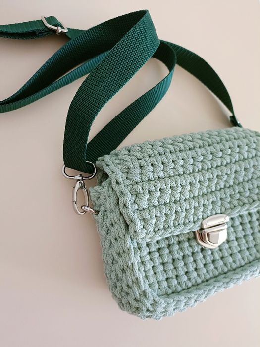 Torebka ze sznurka z paskiem regulowanym handmade
