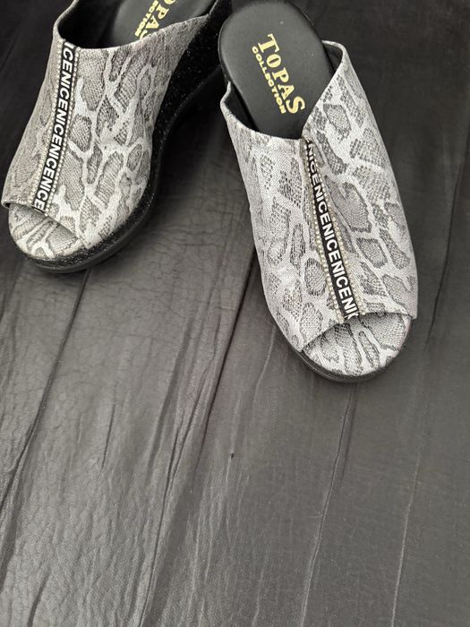 Шлепанцы  новые Topas 36