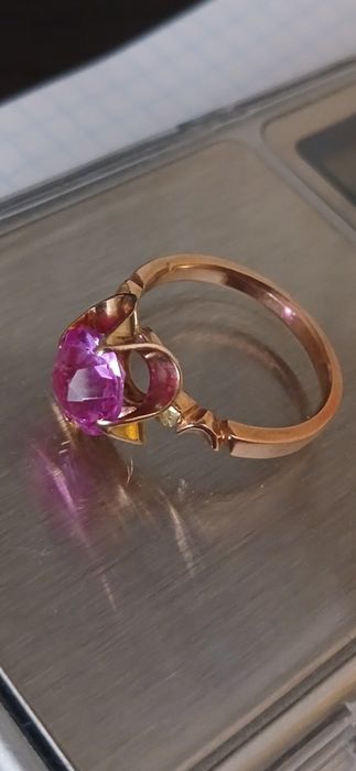 2Золотые серьги..