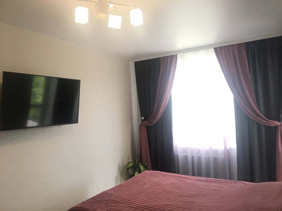 ТЕПЛА квартира подобово Порт Сіті. ПАРКОВКА Є! звітні документи є