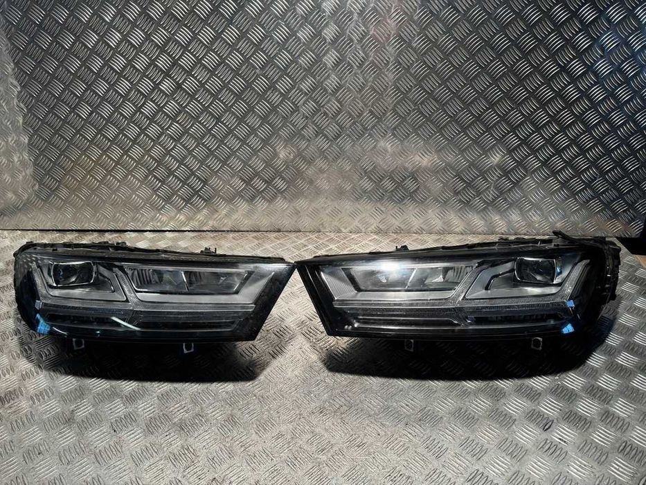 AUDI Q7 4M Фари передні Xenon