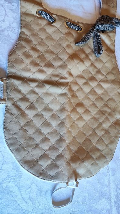 Capa para cão porte pequeno (até 10/11kg) - nova