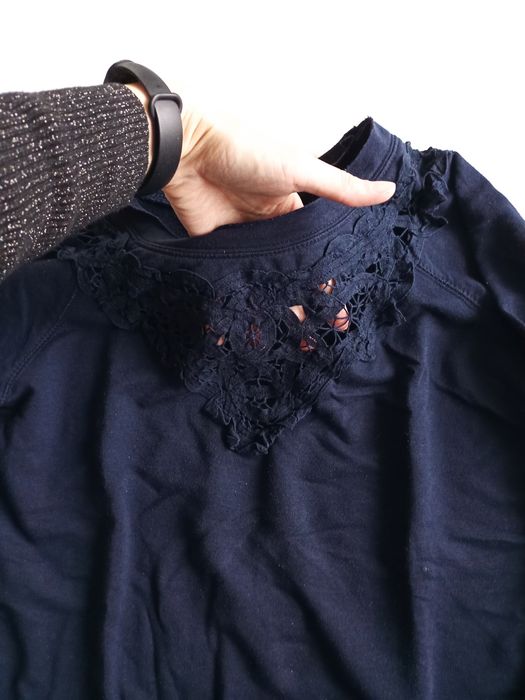 BEZ WAD Bluza bluzka z koronkowym dekoltem XS/34 dresowa #1345 granat