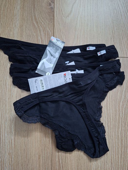 5x Stringi damskie Arcado, rozmiar S, 5PACK