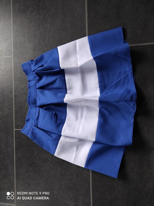 Nowa spódniczka mini kloszowana