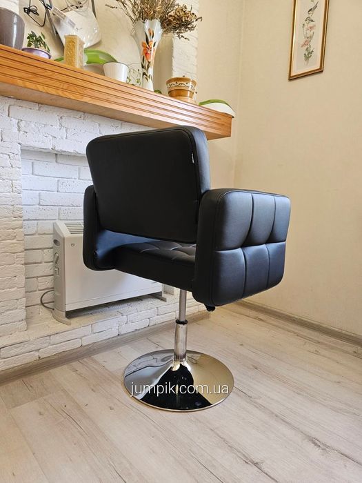 Перукарське крісло, парикмахерское кресло, косметичне крісло  НС 183