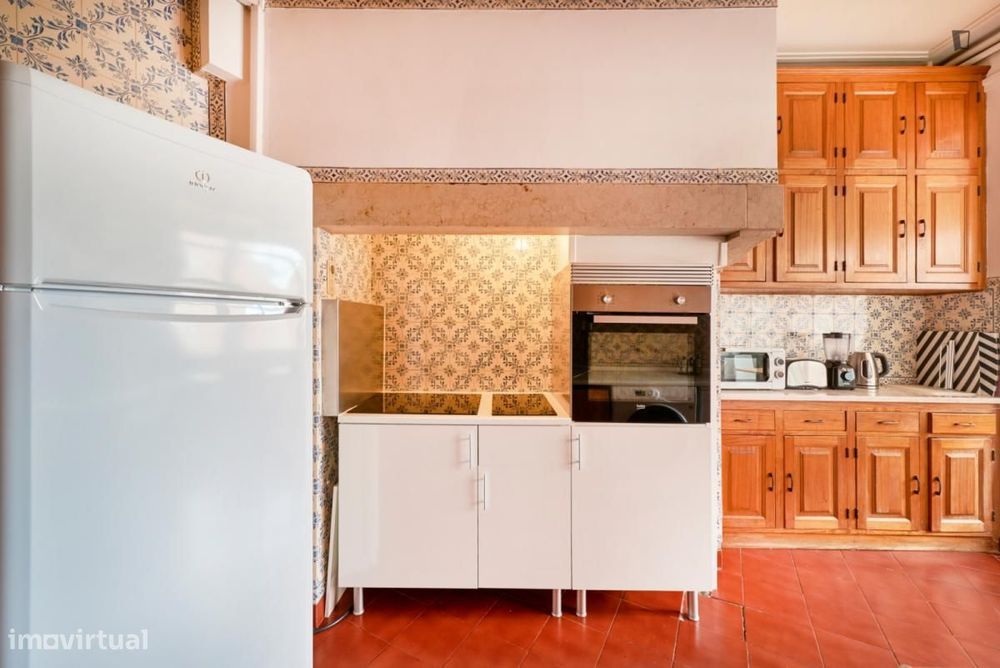 Quarto - localizado em Marquês de Pombal Lisbon