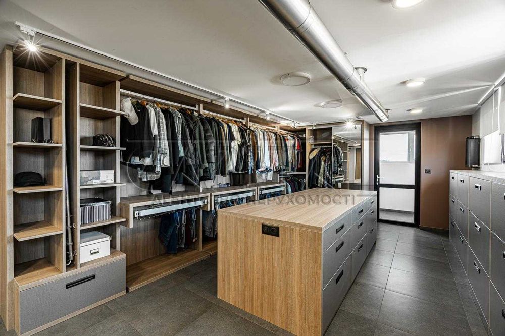 Продажа квартиры с террасой, пр-т Лобановского, Соломенский р-н