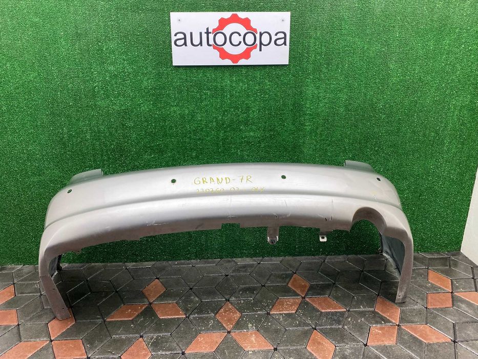 Бампер задній Mitsubishi Grandis Мітсубісі Грандіс