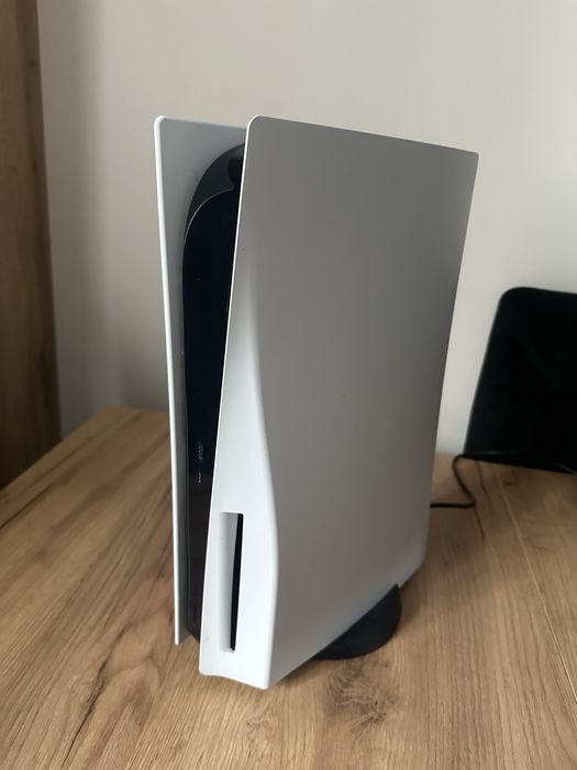 Ps5 konsola. Idealny stan