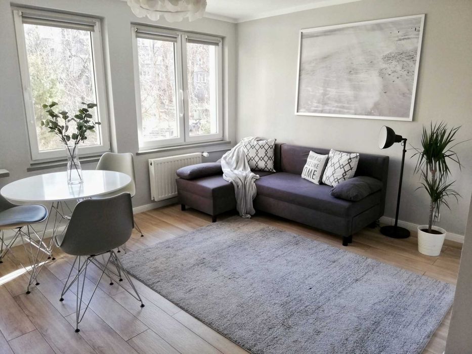 Praga-Północ | 26 m² | kawalerka | pet-friendly | parter |  5 min do metra Szwedzka | Koneser
