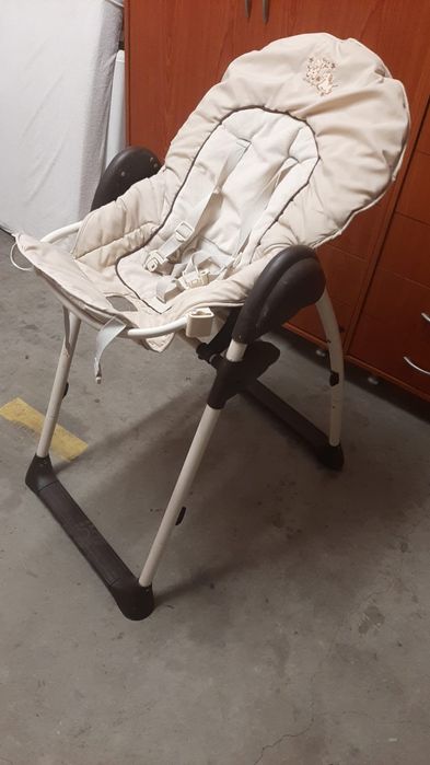 Cadeira para dar Papa / Refeição ao Bebe e / ou Criança