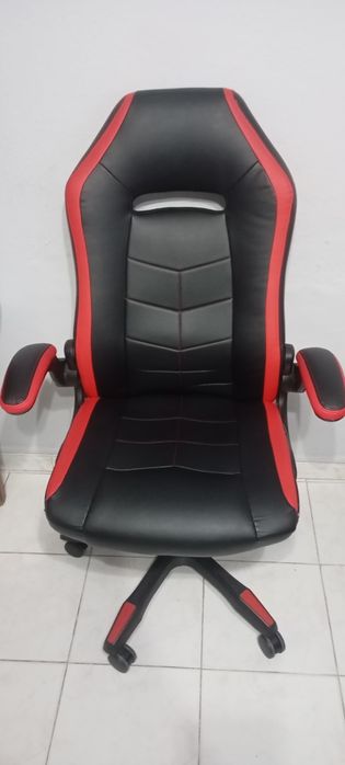 Cadeira gaming como nova