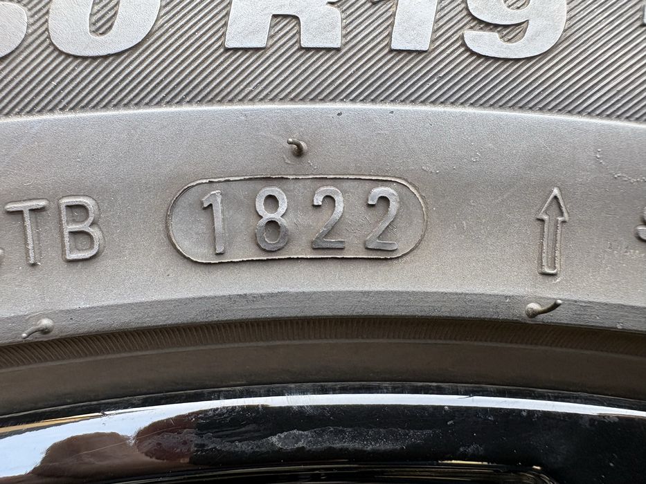 Диски Kia R19 5*114,3 ET48 Black