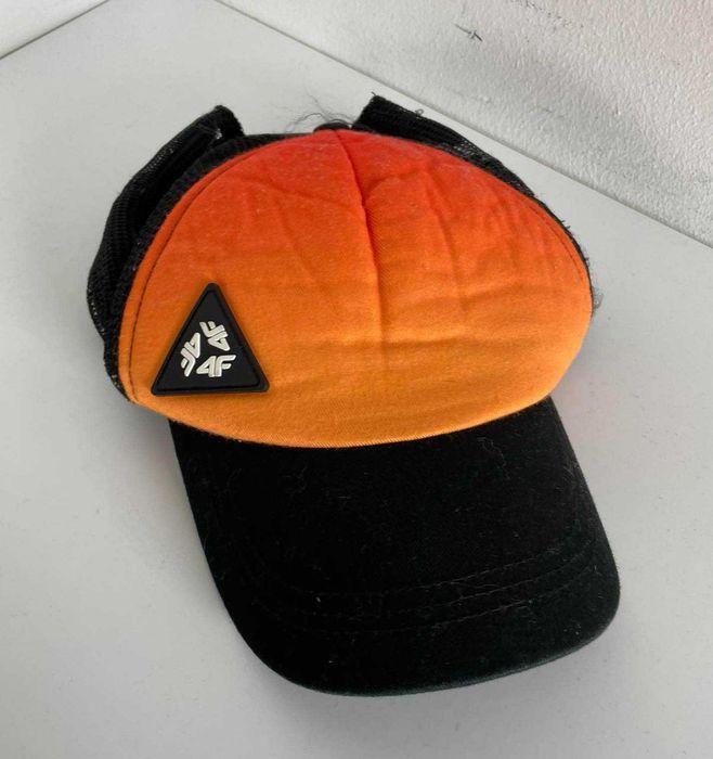 4F czapka z daszkiem  unisex